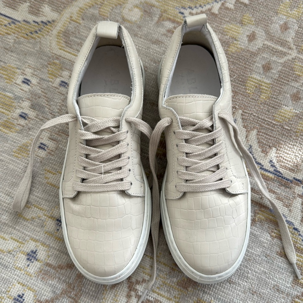 Able Leather Sneakers Size 9 - Picture 2 of 7